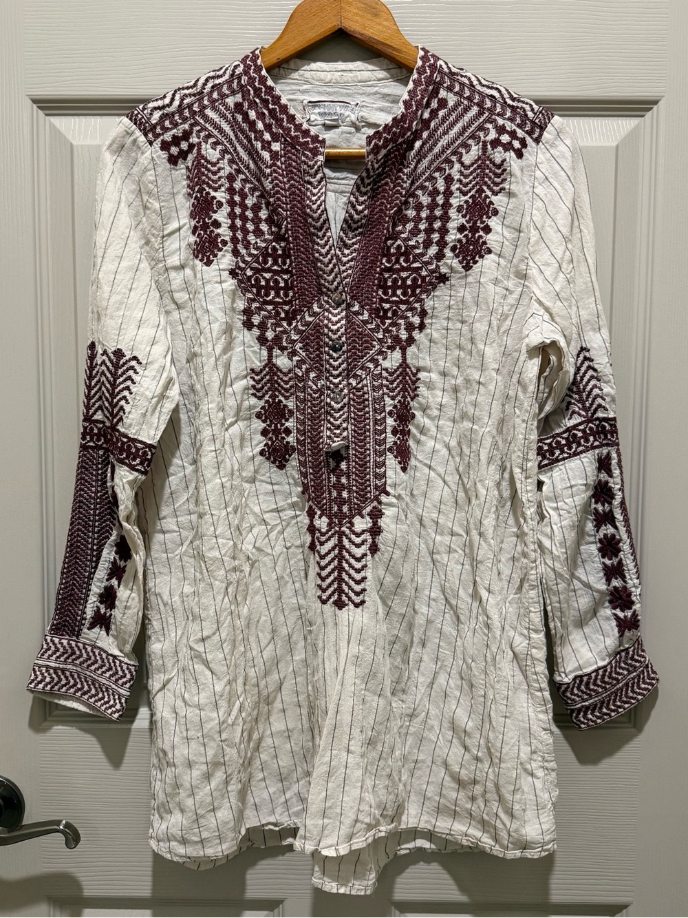 Johnny Was Tunic Top Womens M Beige Maroon Embroidered Stripe Vintage Boho⁠